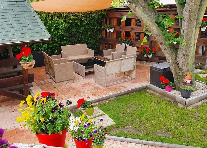 בית הארחה Fruzsi Vendeghaz